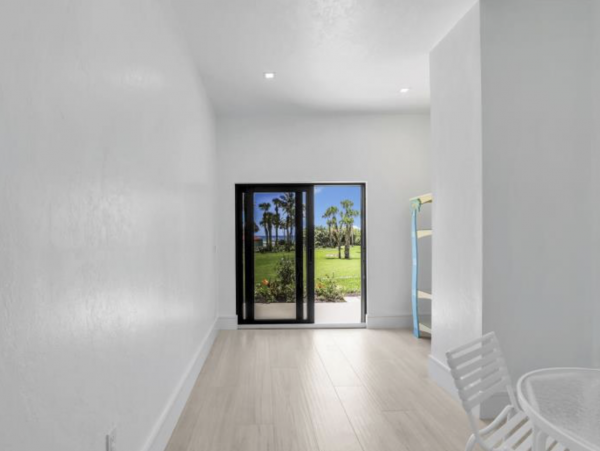6th floor views Gulf Front of Vanderbilt Beach 3 month rental